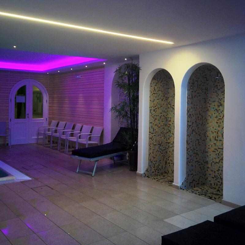 Terme Gran Paradiso Hotel - Havuz