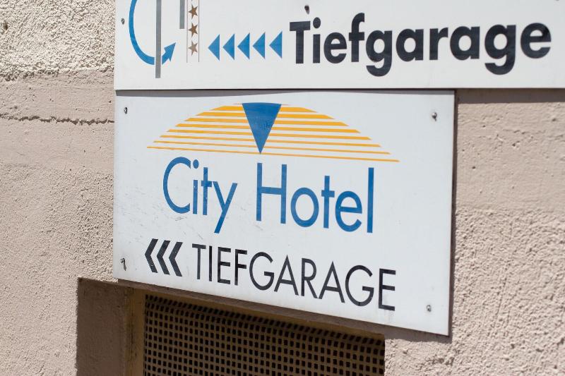 City Hotel - Genel