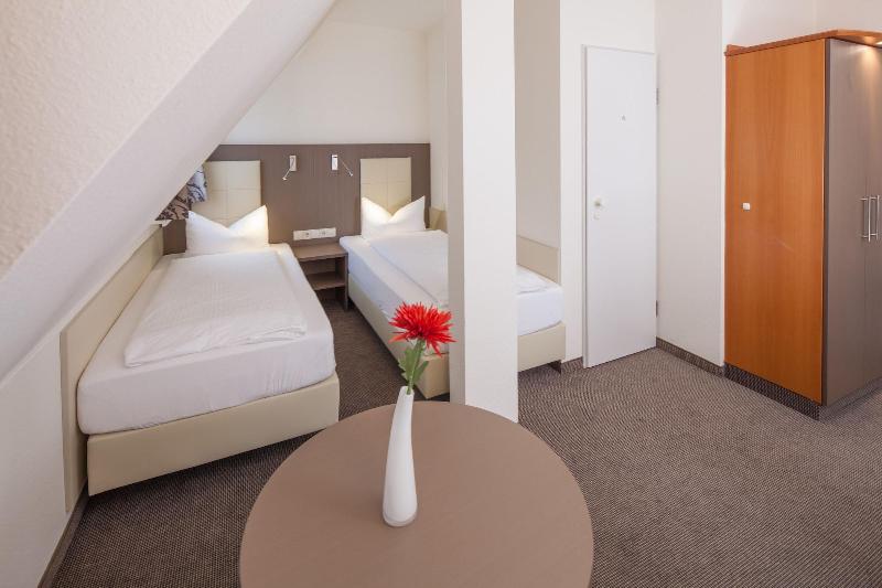 City Hotel - Oda