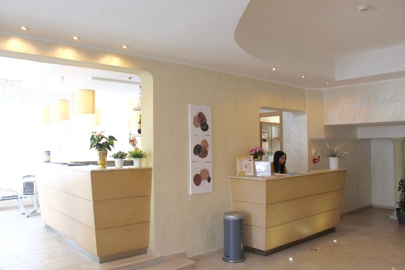 King Hotel - Lobi