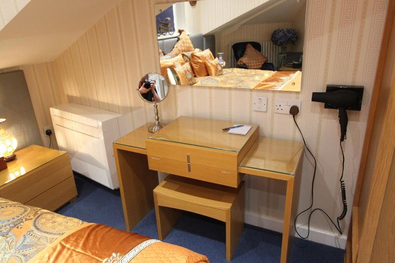 Tower Guest House - Oda