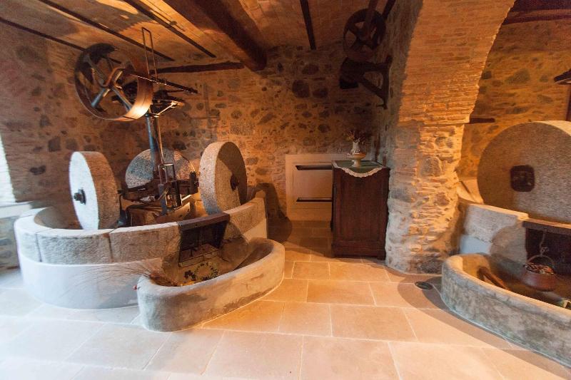 Tenuta Ciminata Greco - Lobi