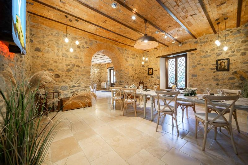 Tenuta Ciminata Greco - Lobi