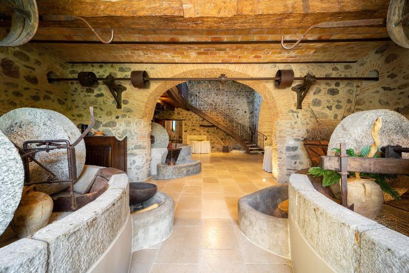 Tenuta Ciminata Greco - Lobi