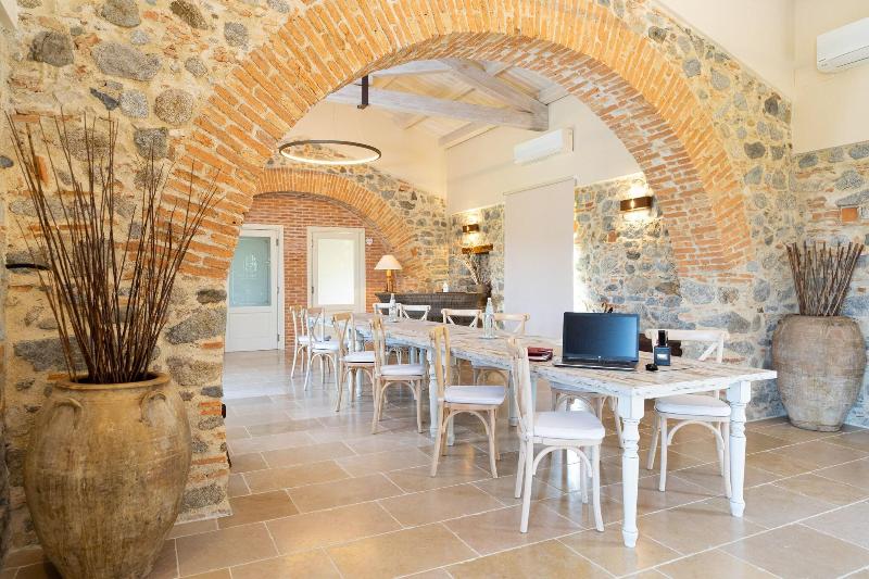 Tenuta Ciminata Greco - Toplantı