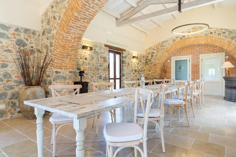 Tenuta Ciminata Greco - Toplantı