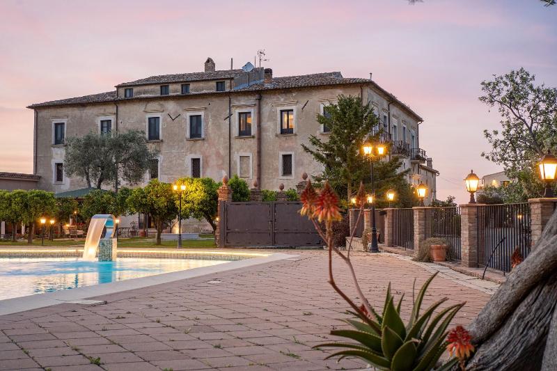 Tenuta Ciminata Greco - Havuz