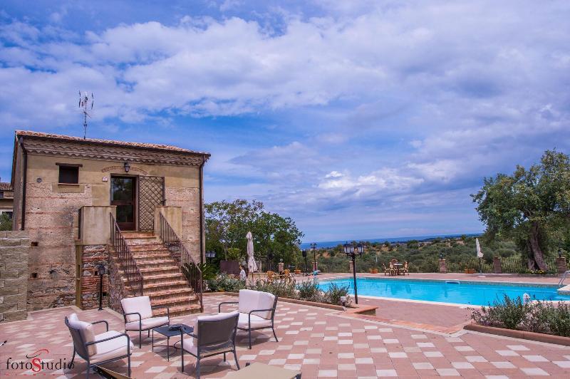 Tenuta Ciminata Greco - Havuz