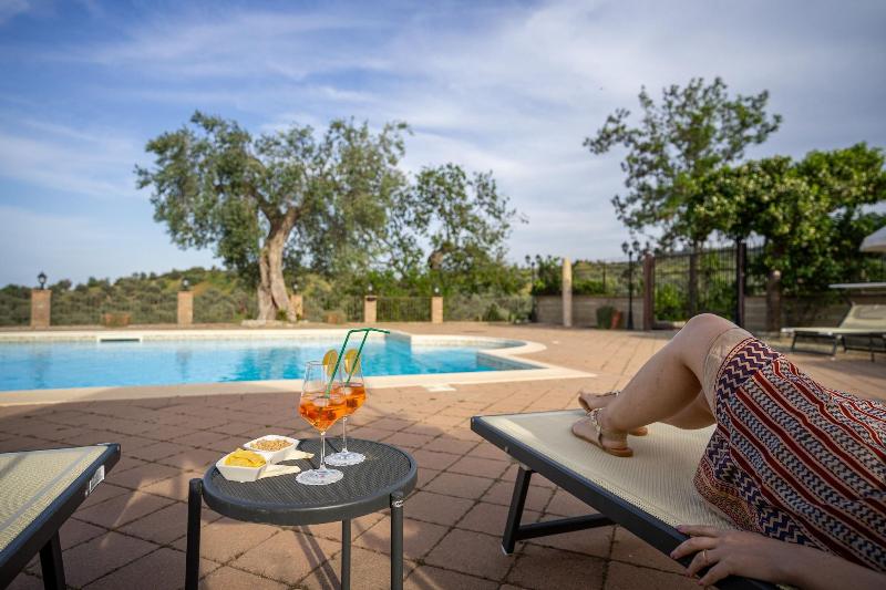 Tenuta Ciminata Greco - Havuz