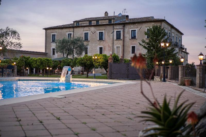 Tenuta Ciminata Greco - Havuz