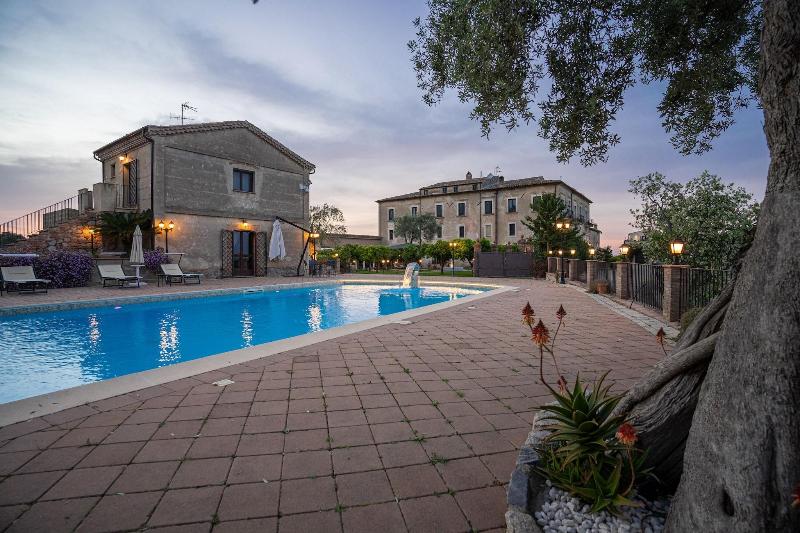 Tenuta Ciminata Greco - Havuz
