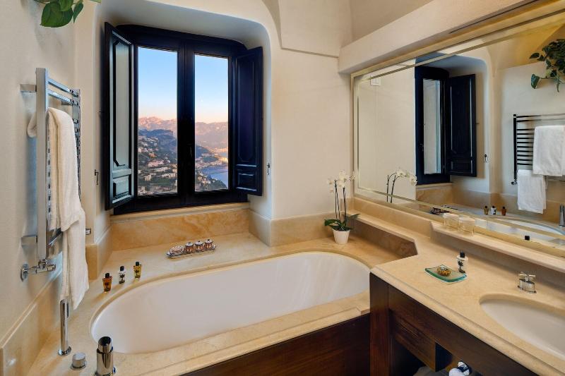 Monastero Santa Rosa Hotel & Spa - Oda