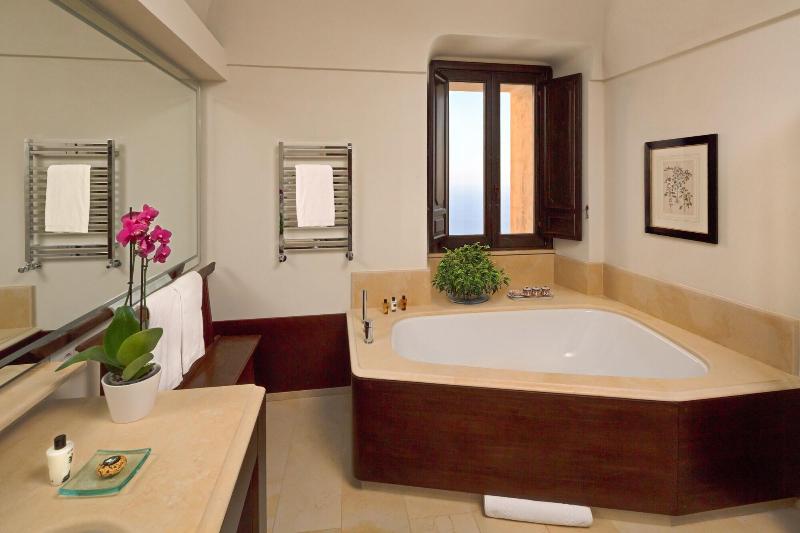 Monastero Santa Rosa Hotel & Spa - Oda