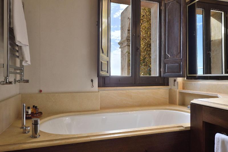 Monastero Santa Rosa Hotel & Spa - Oda