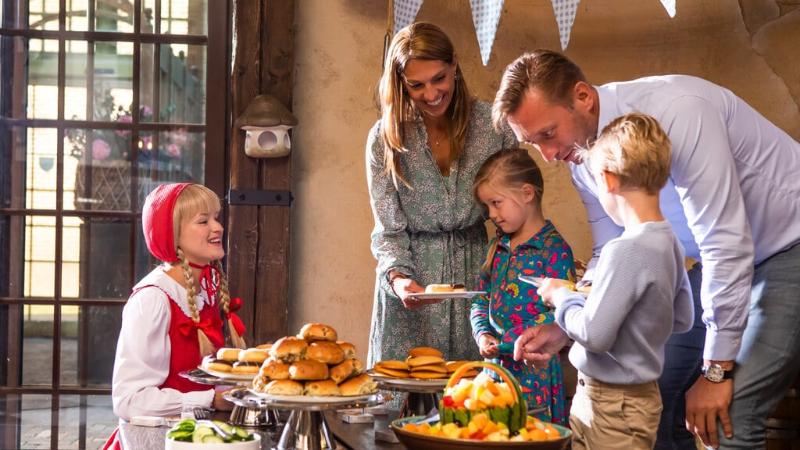 Efteling Village Bosrijk Tickets Included - Restoran