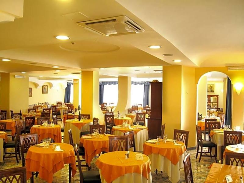 Ambasciatori - Genel