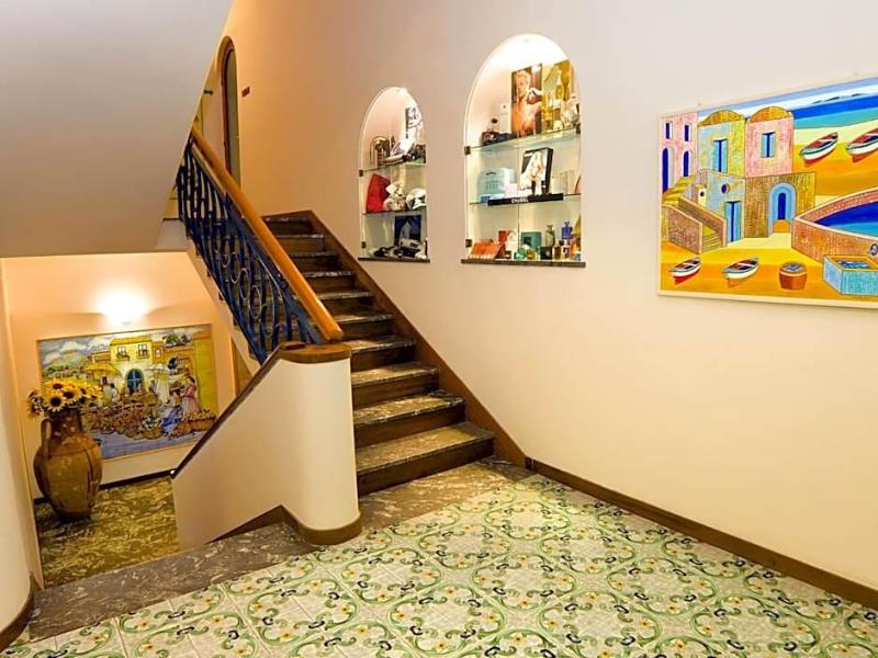Ambasciatori - Genel