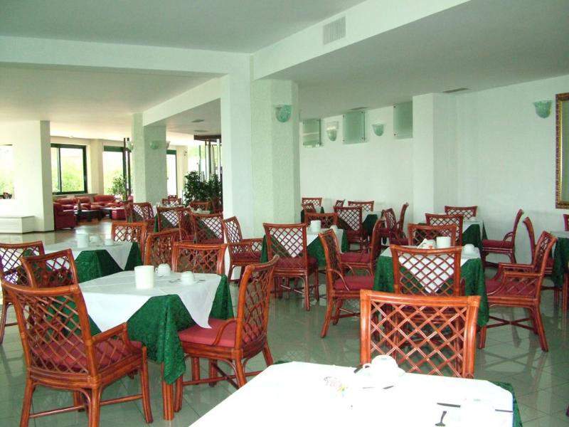 Capo Est - Restoran