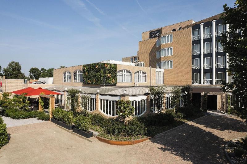 Carlton Oasis - Genel