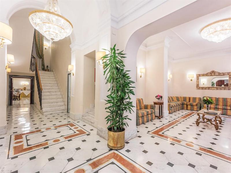Raeli Hotel Lux - Lobi