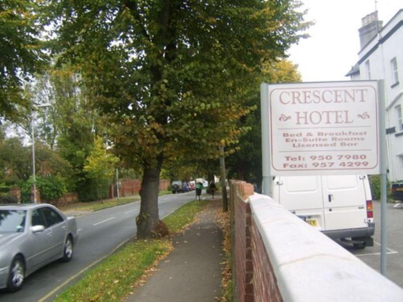 Crescent Hotel - Genel