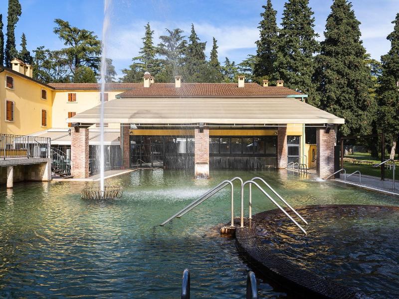 Villa dei Cedri Hotel & Residence - Havuz