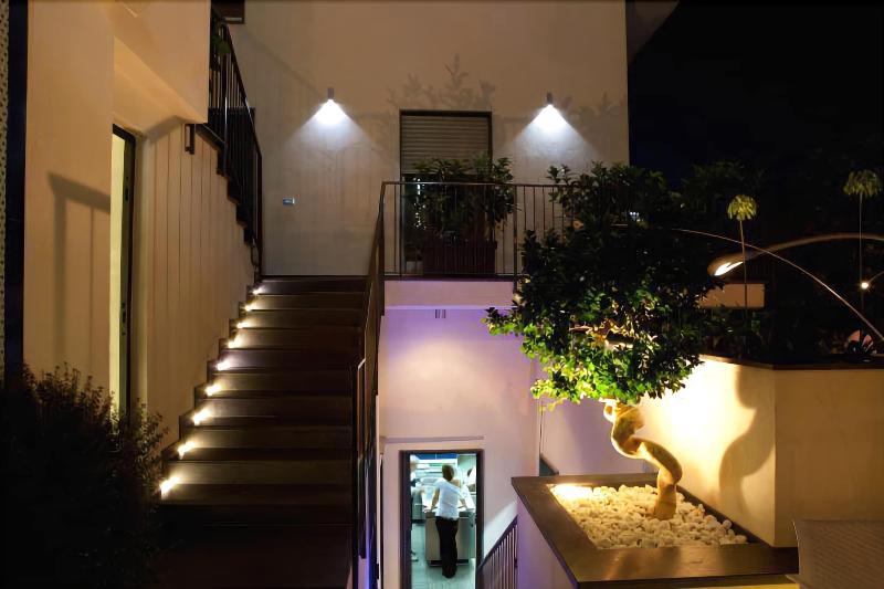 Cubo Apartments - Lobi