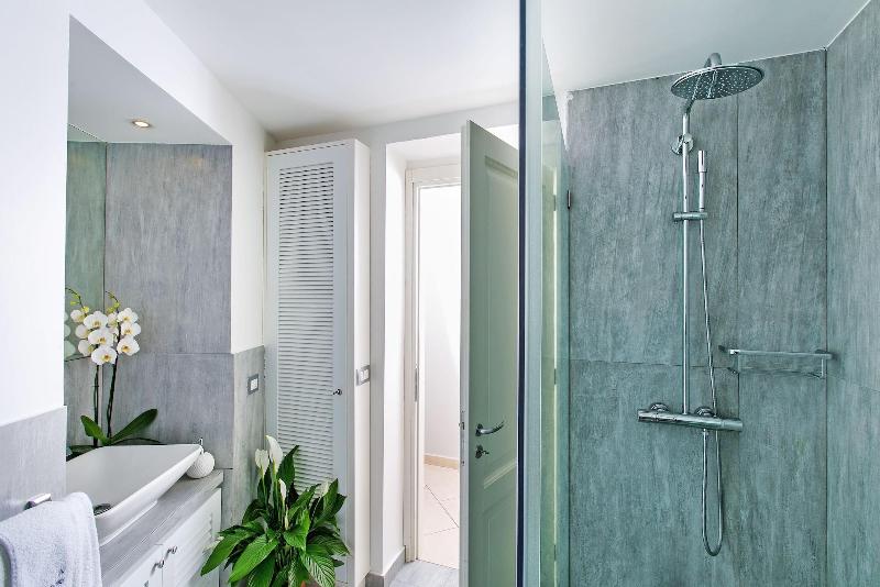 Cubo Apartments - Oda