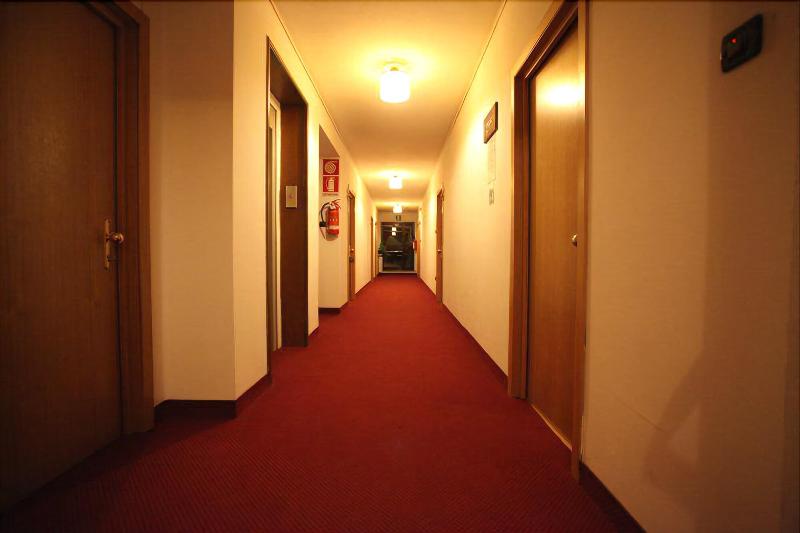 Hotel Sayonara - Lobi