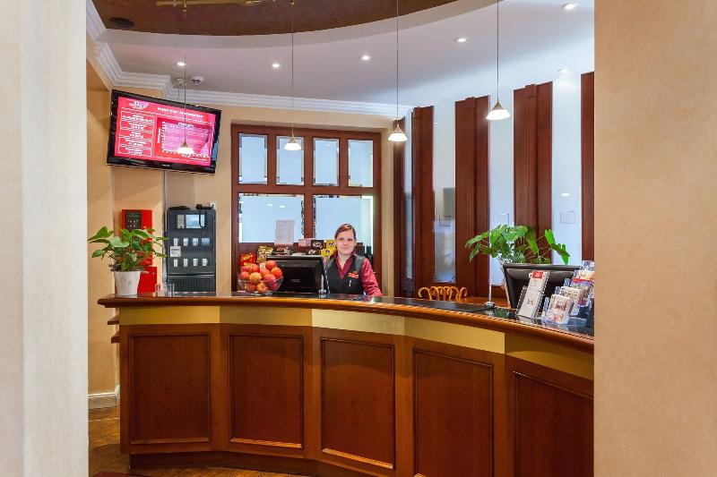 Vier Jahreszeiten Kühlungsborn - Hotel - Lobi