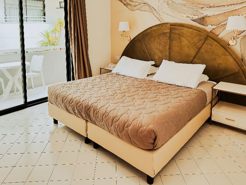 Hotel President - Vintage Hotel in centro Riccione - Oda