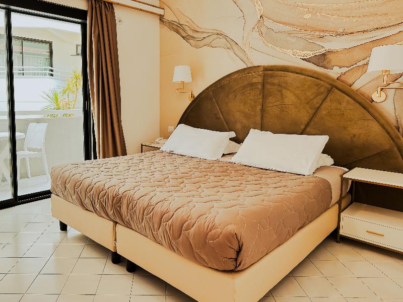 Hotel President - Vintage Hotel in centro Riccione - Oda