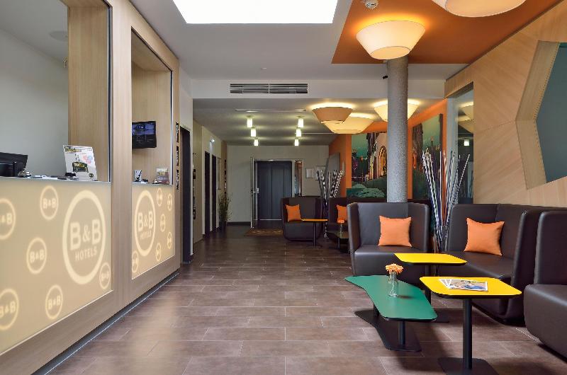 B&B Hotel Freiburg-Nord - Lobi