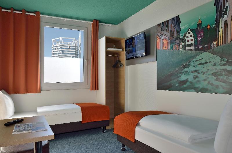 B&B Hotel Freiburg-Nord - Oda