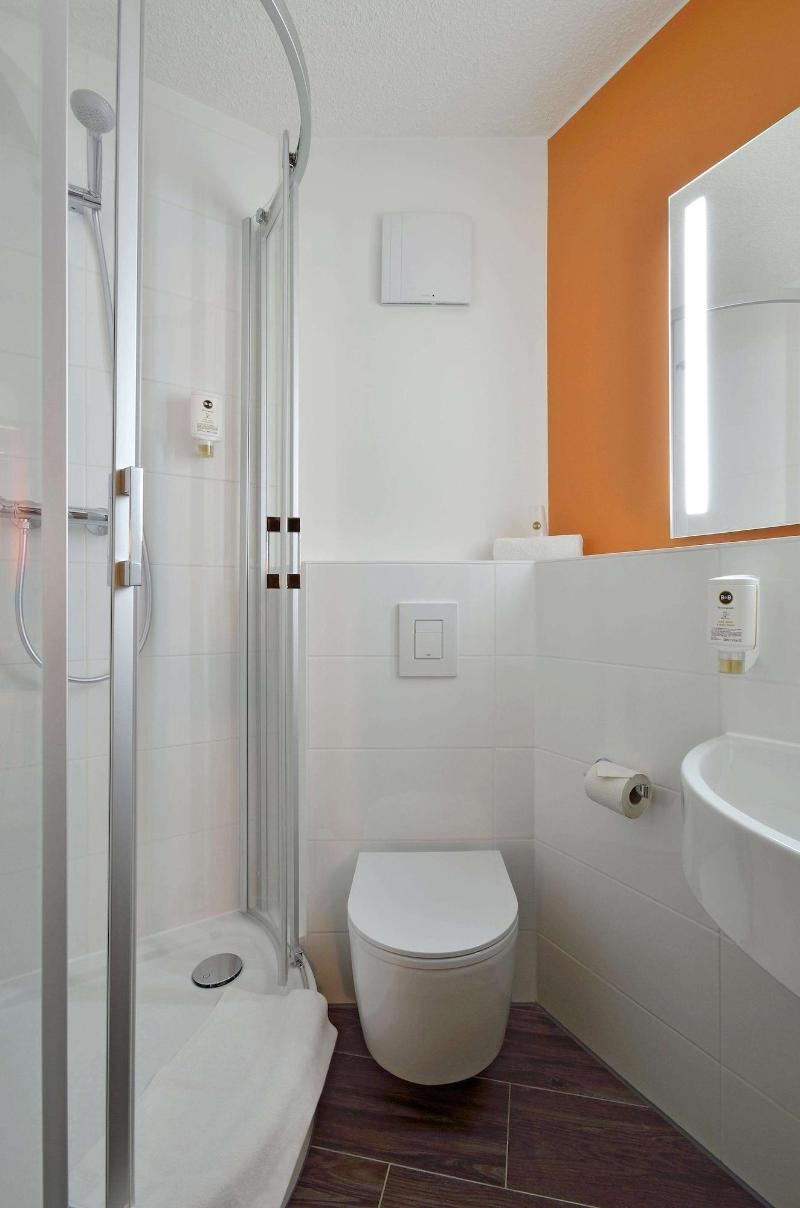 B&B Hotel Freiburg-Nord - Oda