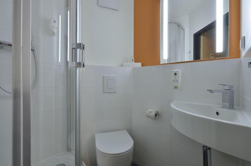 B&B Hotel Freiburg-Nord - Oda