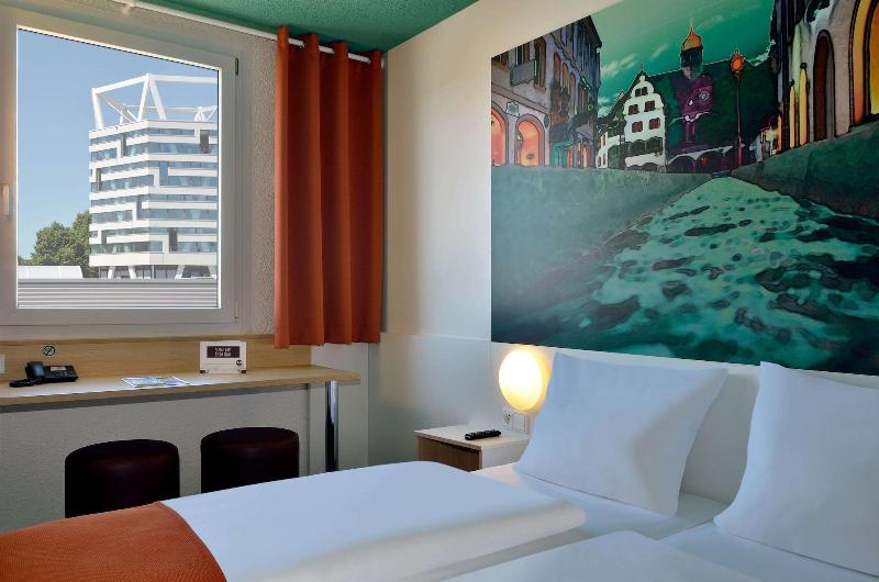 B&B Hotel Freiburg-Nord - Oda