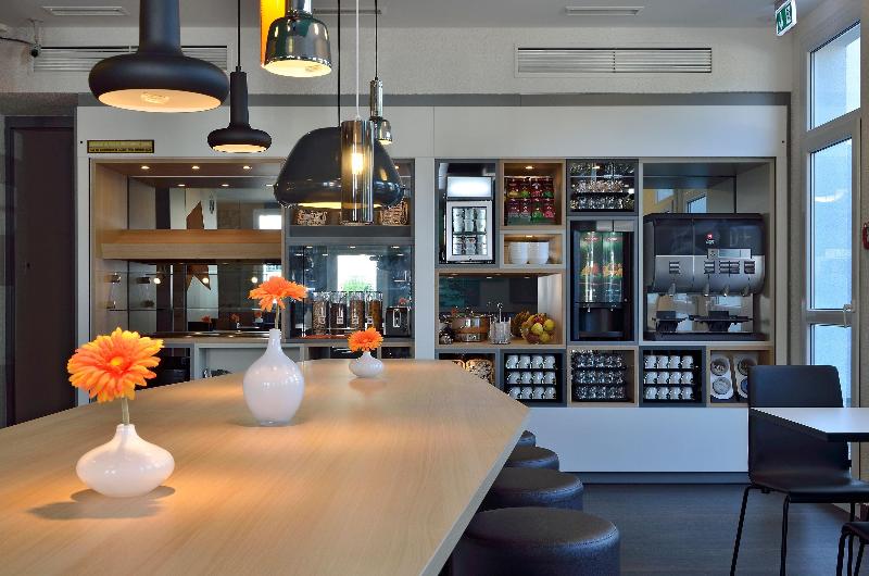 B&B Hotel Freiburg-Nord - Restoran