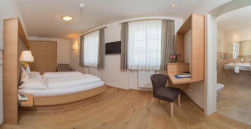Park Hotel Bellevue - Oda