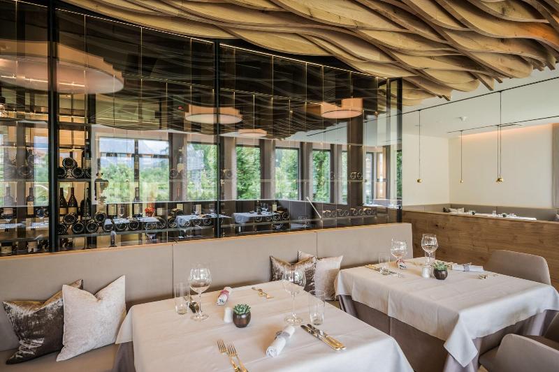 Park Hotel Bellevue - Restoran