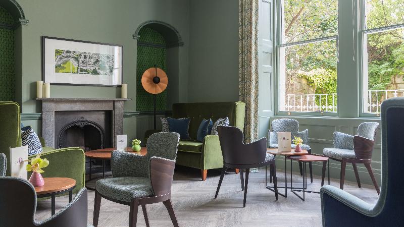 The Queensberry - Bar