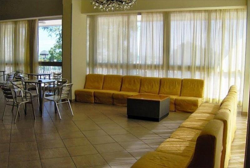 Moja - Bar