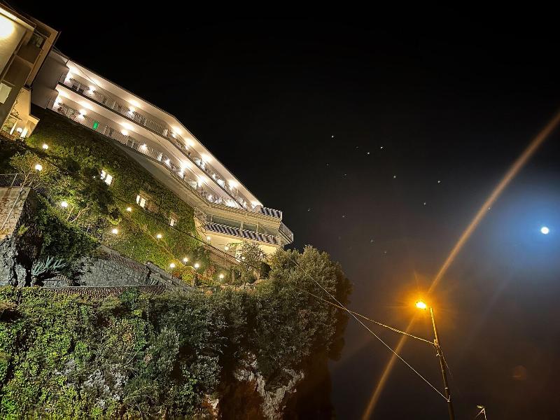 Le Rocce - Lobi