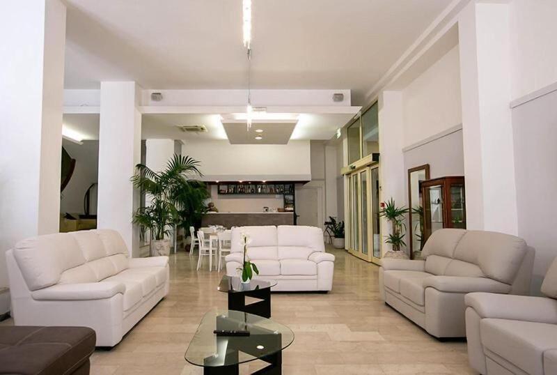 Hotel La Perla - Genel