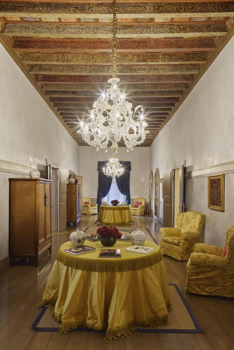 Albergo Cappello - Lobi