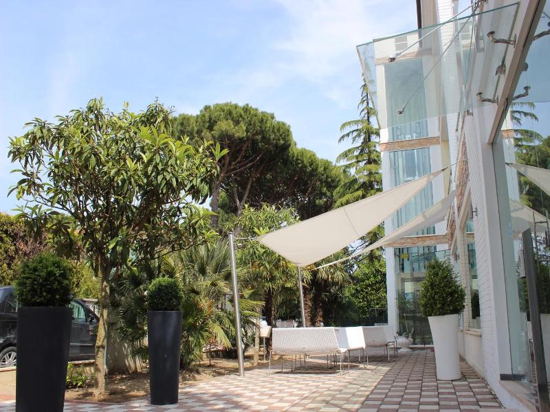 Villa Liliana - Genel