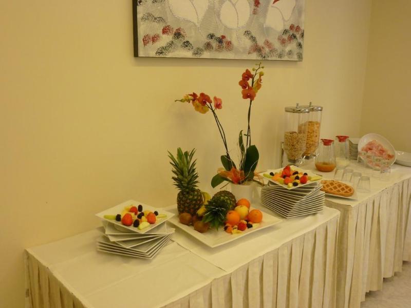 Hotel Marina Bay - Genel