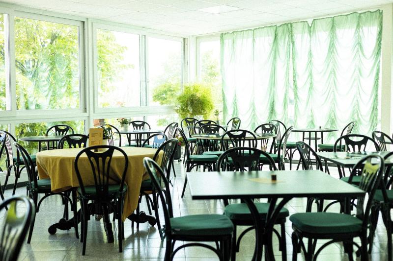 River - Restoran