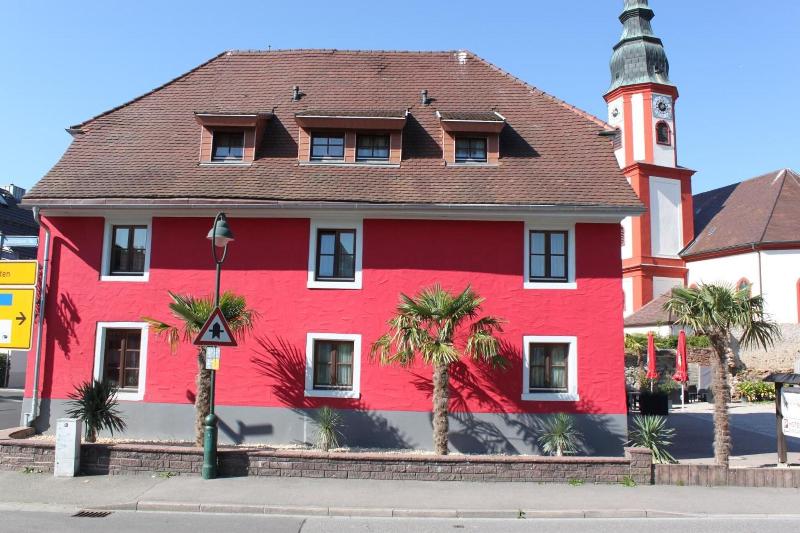 Hochdorfer Hirschen - Genel