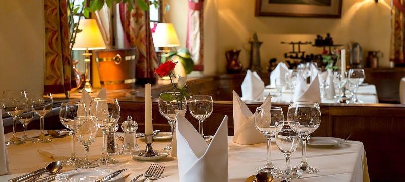 Ringhotel Wellness-Privathotel Post an der Therme - Restoran